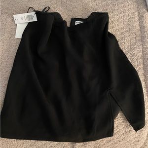 Aritzia mini skirt